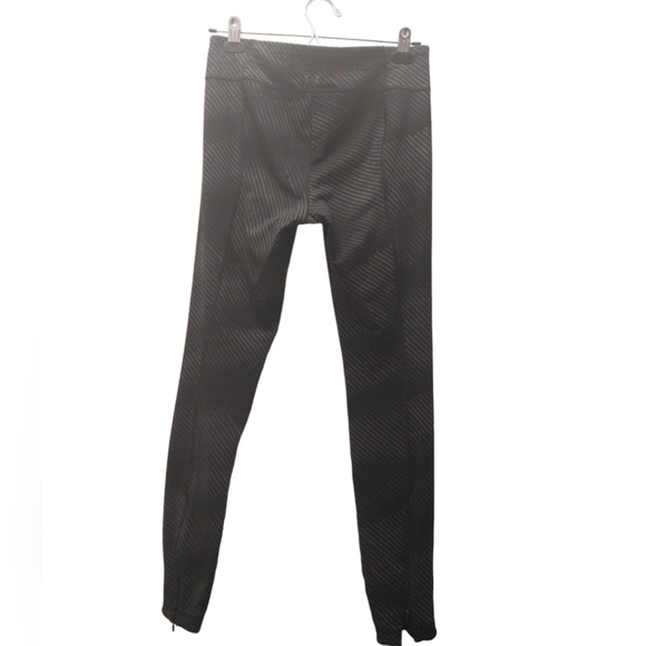 Under Armour Black/Grey Leggings with Zipper Calf size Medium - Picture 8 of 8